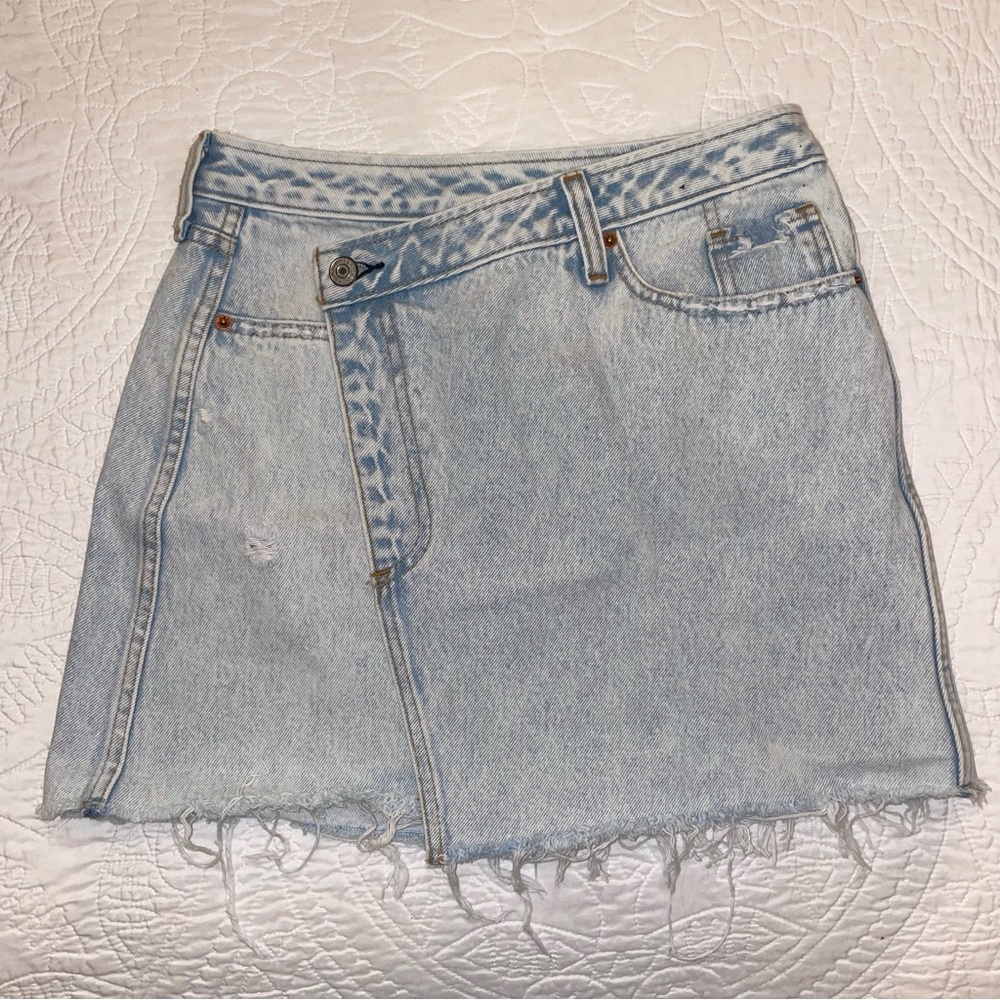 Abercrombie & Fitch Skirt with Asymmetrical Button